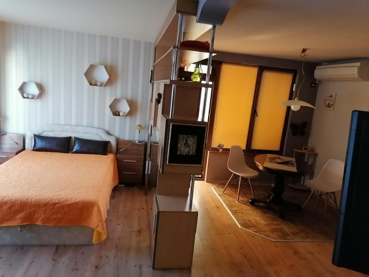 Lazur- Neben Meeresgarten Burgas Exterior foto